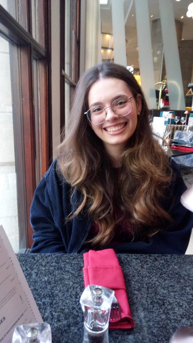 21 y/o grad looking for a flatshare from July  Main Photo