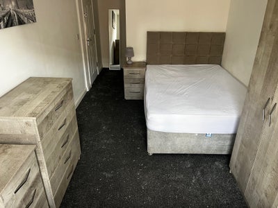 Ensuite Double Room By Train Station Bills All Inc Main Photo