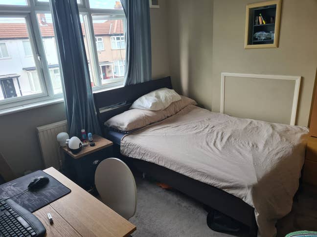Double room in terraced house - Streatham Vale Main Photo