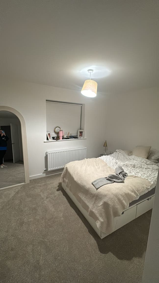 Double room to rent in shared house  Main Photo