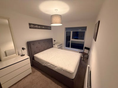 1x En-suite King Room in Prescot Main Photo