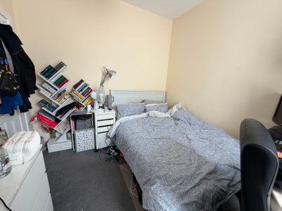 Double room in 4-bed East London (E11) houseshare Main Photo