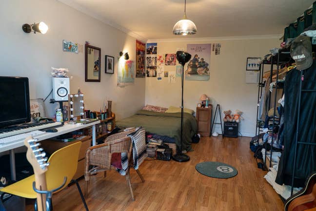 Large Double room, garden access Main Photo