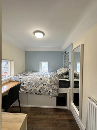 C/Centre student ensuite room at &pound;159pw inc bills Main Photo