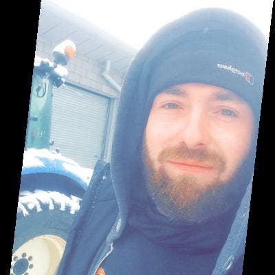 Hello I am Jonathan (35) , hope you are well,... Main Photo