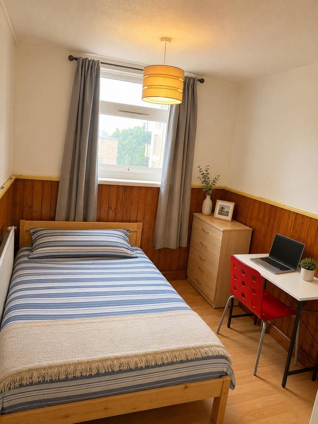 Beautiful Double Room in Bermondsey Available Main Photo