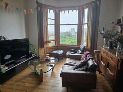 Spacious Double Room Available in Glasgow City Main Photo