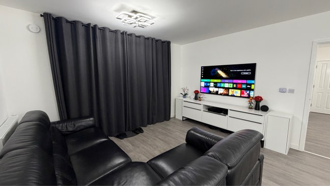 Double bedroom near Chelmsford city and station Main Photo