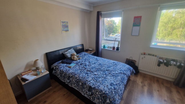 Young Professional House Share Main Photo