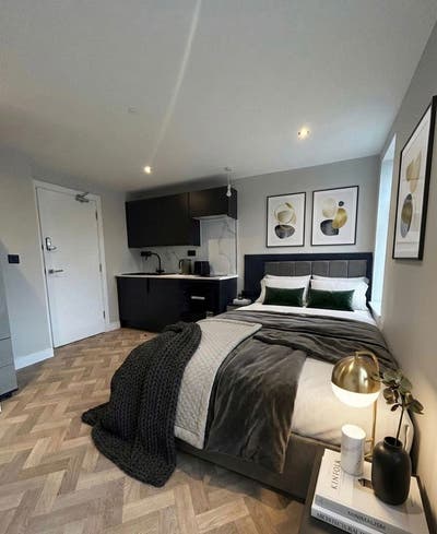 Stylish Ensuite & Studio Rooms – 2 Weeks Rent Free Main Photo