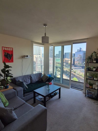 Room Available for 1 Month - City Centre Main Photo