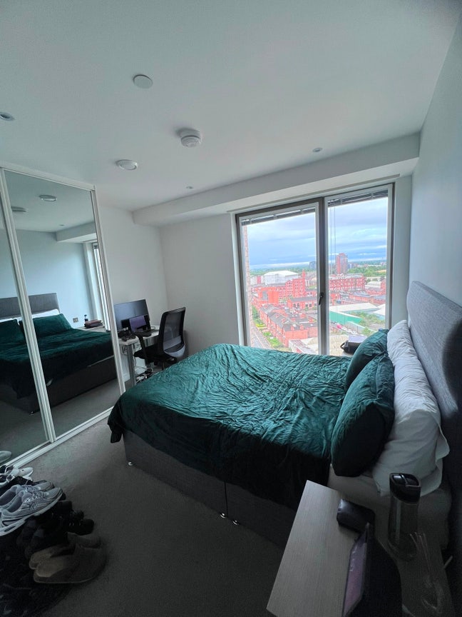 Double room available - Friendly, clean with a Cat Main Photo
