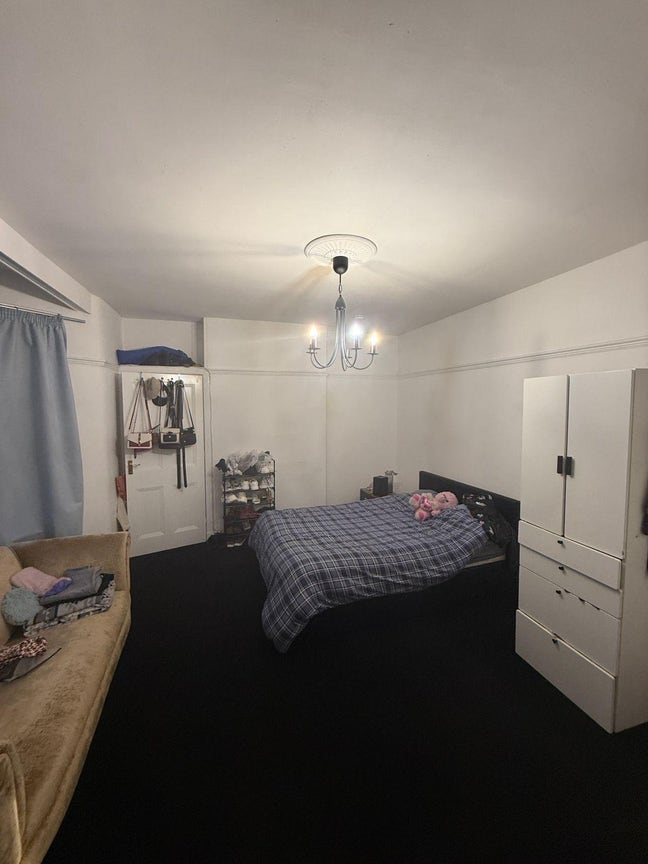 2 rooms for rent in Glasgow East end Main Photo