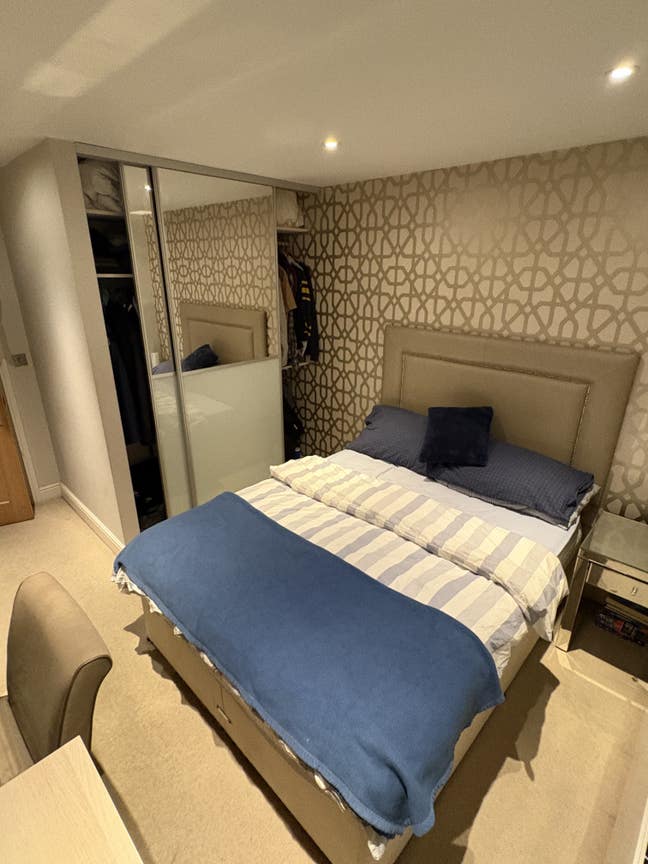 3 Bed Flat Fulham Main Photo