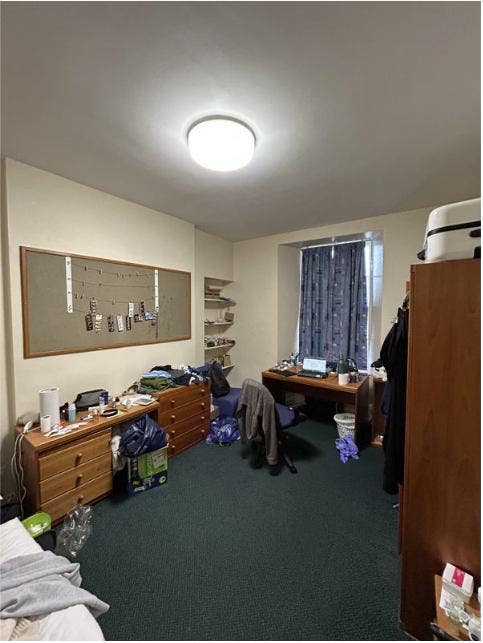 Room for fully matriculated UOE student Main Photo