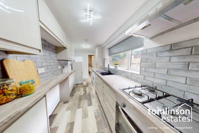 4 Bedroom House on Hart Street- HMO  Main Photo