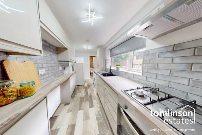 4 Bedroom House on Hart Street- HMO  Main Photo