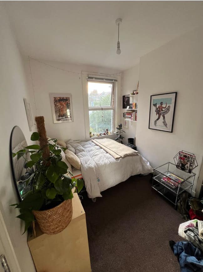 Double Room | With 3 females Main Photo