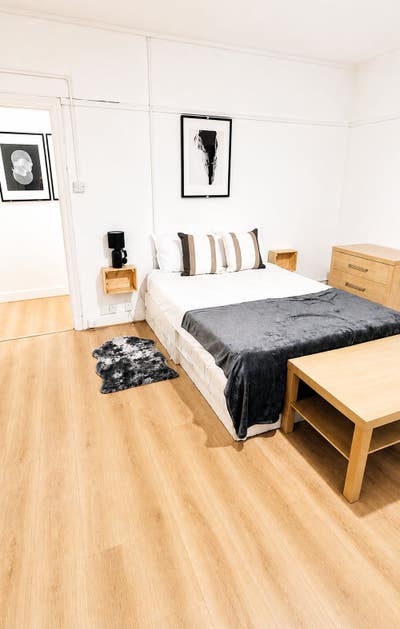 4 Spacious Rooms near the Jubilee Line Main Photo