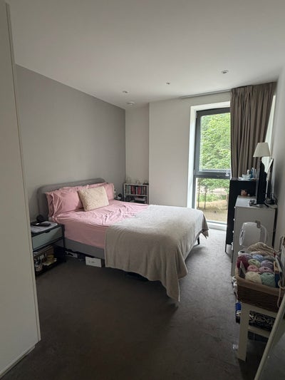 East Village double room + off suite bathroom Main Photo