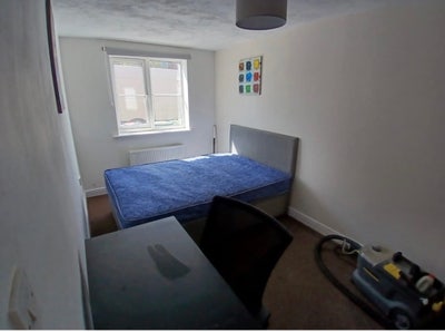 Large room in Ashford  Main Photo