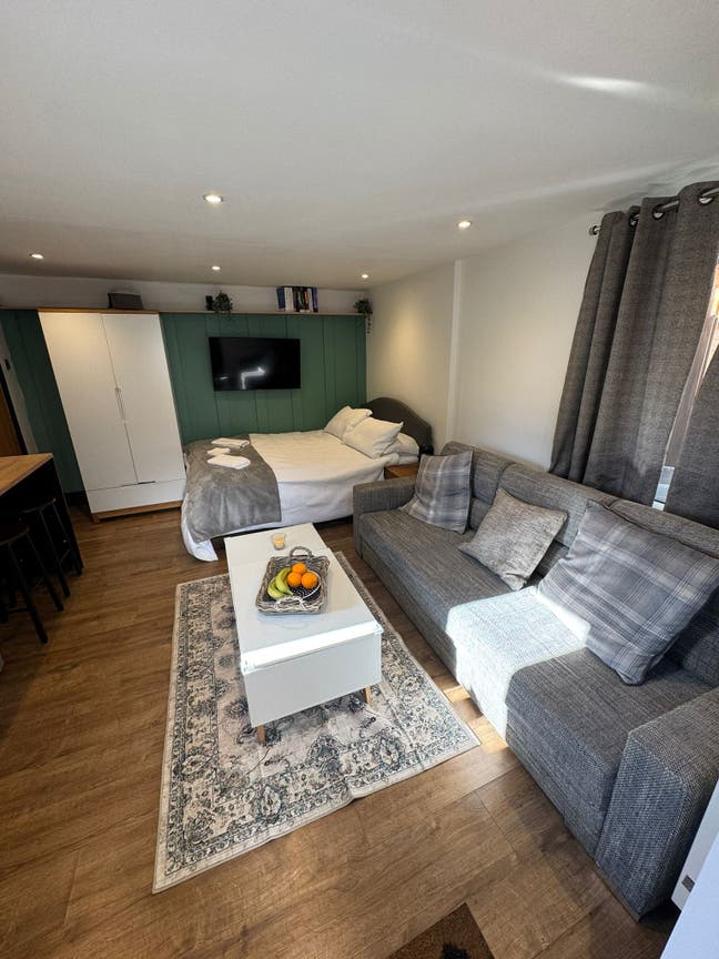 Lovely modern Studio In Cambridge  Main Photo