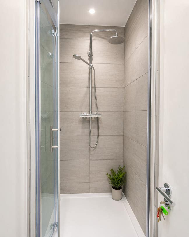 2 Ensuite Double Rooms Available Now –  Mile End  Main Photo
