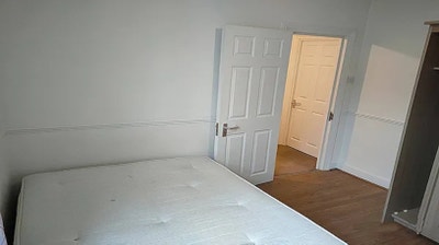 2 Dbl-Sized Bedrooms Near Charlton Station Main Photo