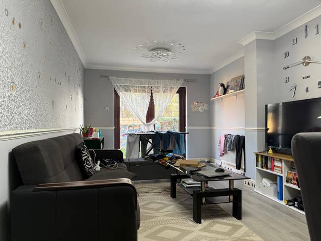 Room available for rent  Main Photo