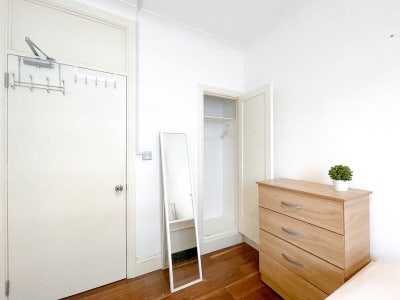 Double Room in Marylebone Prime Location Main Photo