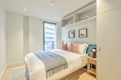 Beautiful En-Suite Room Available Main Photo