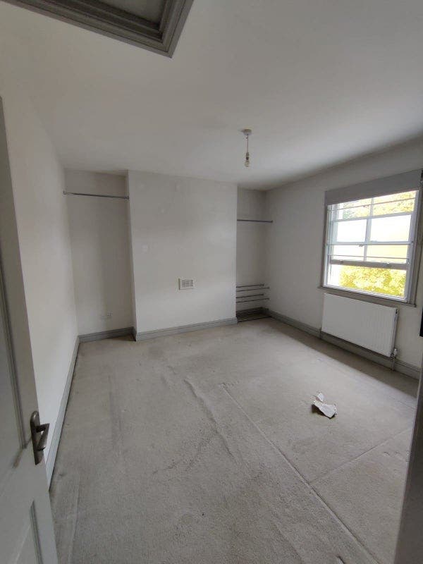 Double Room available in sought after De Beauvoir Main Photo