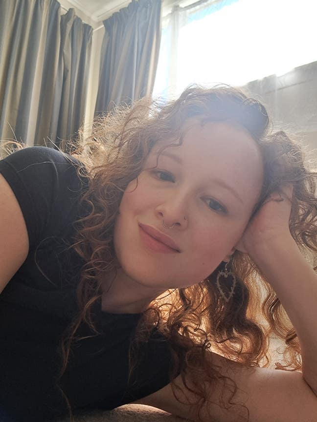 I am a female aged 31. I am looking for a sin... Main Photo