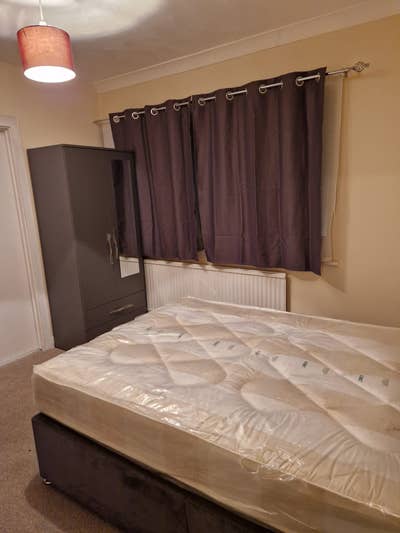 2 Rooms Ready Now: En-suite & Single (Great Locati Main Photo