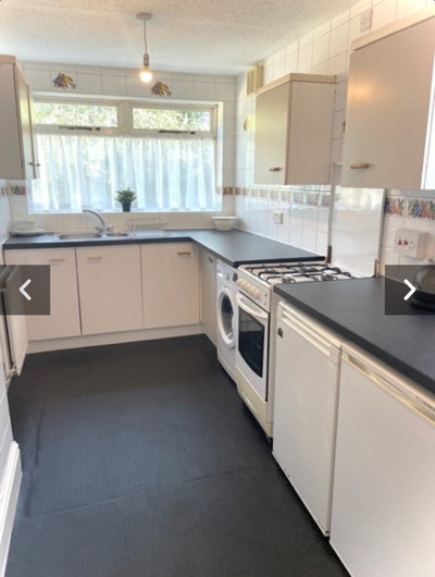 Room for rent (shared house)  Main Photo