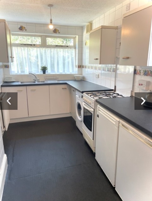 Room for rent (shared house)  Main Photo