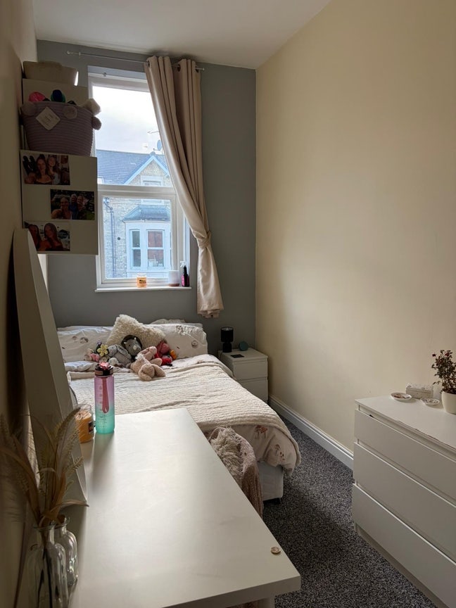 Room available in a 6 bed house in Heaton! Main Photo