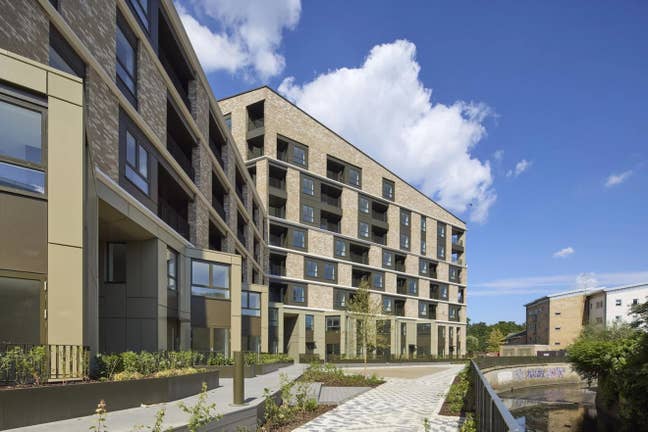 New Build | Double Rooms in Modern Development Main Photo