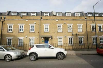 1 bed flat to rent Sarum Terrace, Mile End E3 4HJ Main Photo