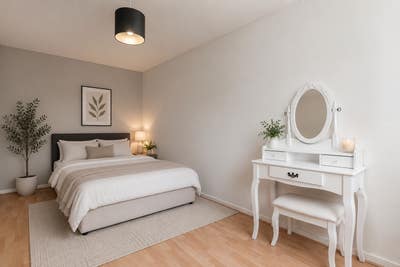 ✨ Move-In Ready Double Room  Vibrant E1 ✨  Main Photo