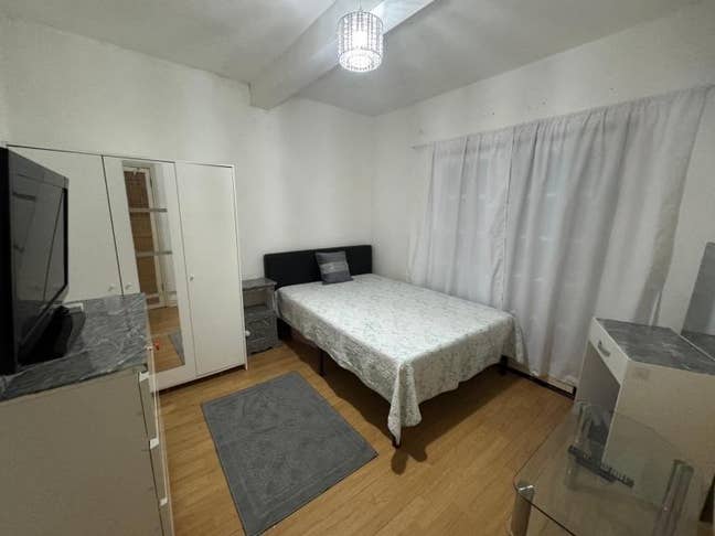 Double Room is available for rent - RM8  Main Photo