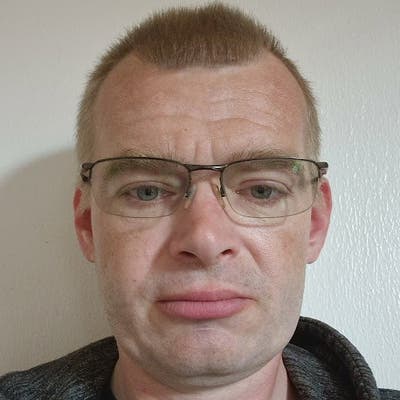 38 year old Male seeks a single or double room Main Photo