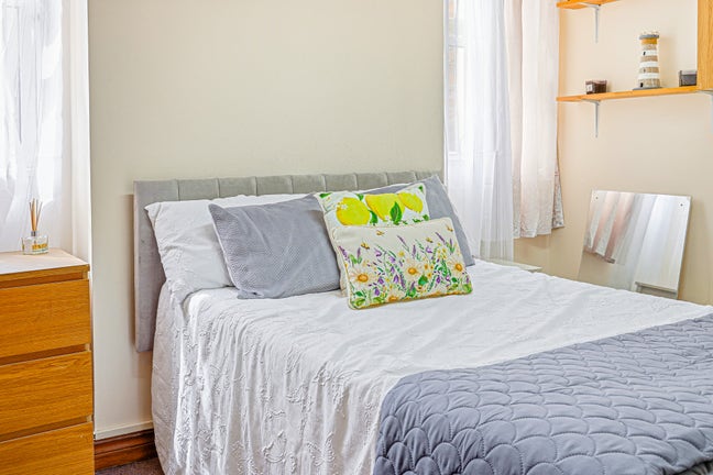 Affordable living in a convenient location awaits  Main Photo