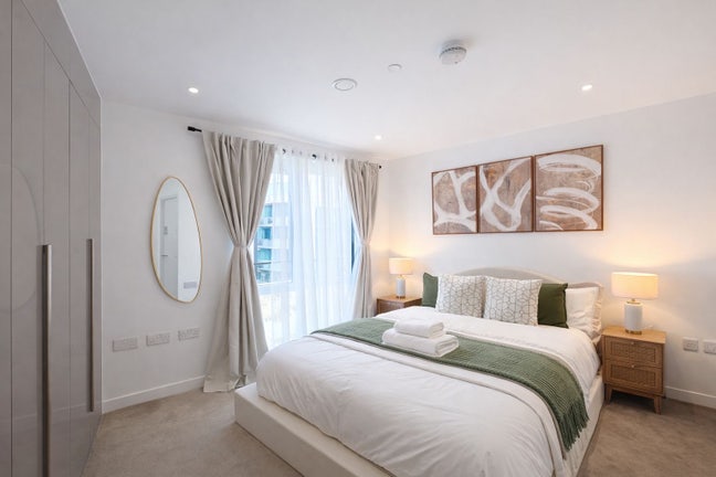  2 Bed Short Let Available in Elephant & Castle Main Photo