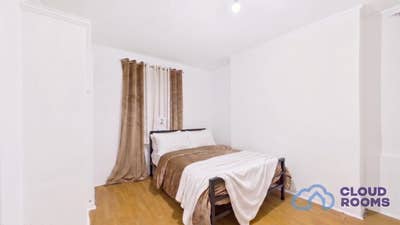East London – E3 🏠 Bow / Bromley by Bow Zone 2-3 Main Photo