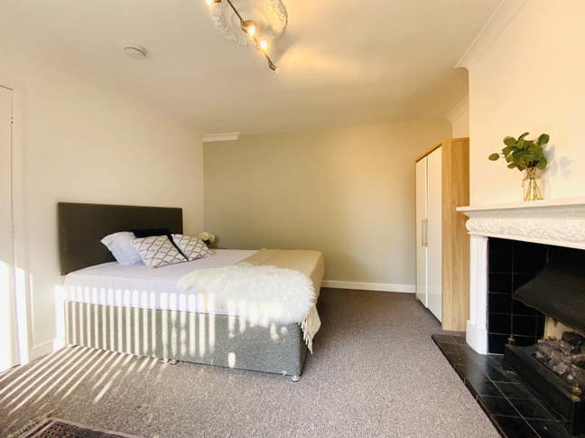 Furnished double rooms to rent in DN2 Main Photo