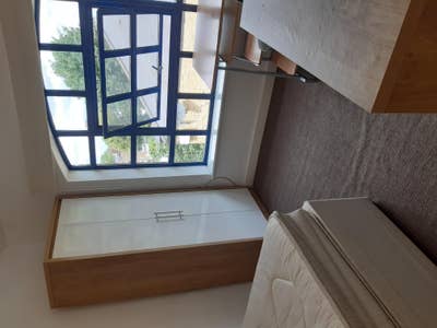 Double Room in Quiet, Calm House SE14. Main Photo