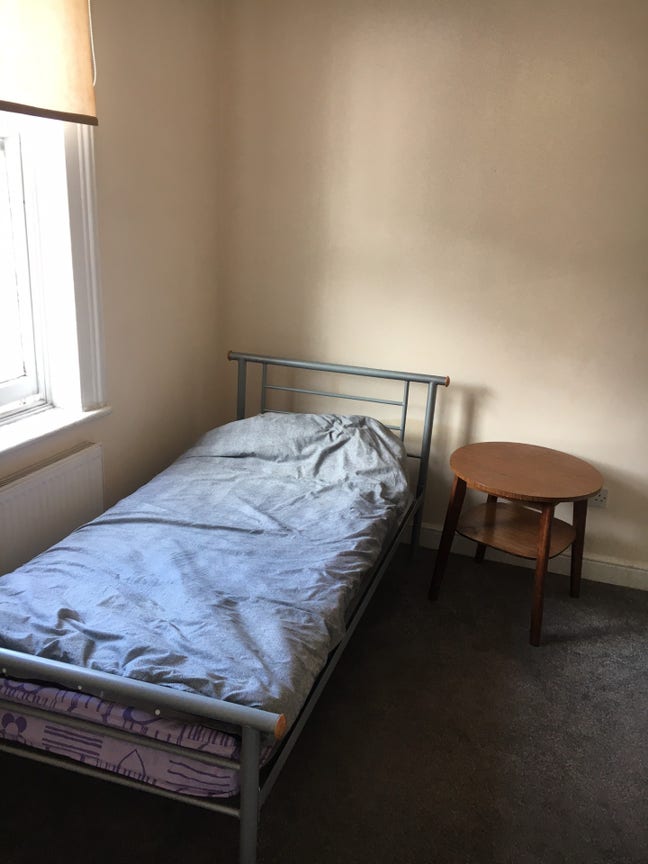 Rooms for Rent-- Gravesend Main Photo