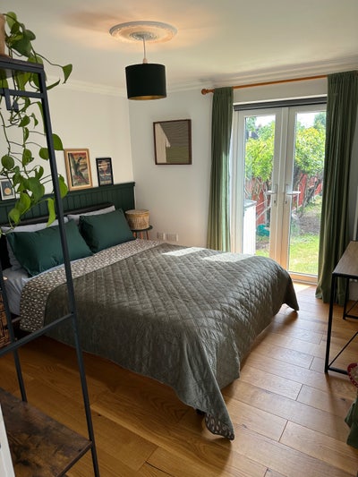 Double Room in 2-Bed Flat w/ Garden in Leytonstone Main Photo
