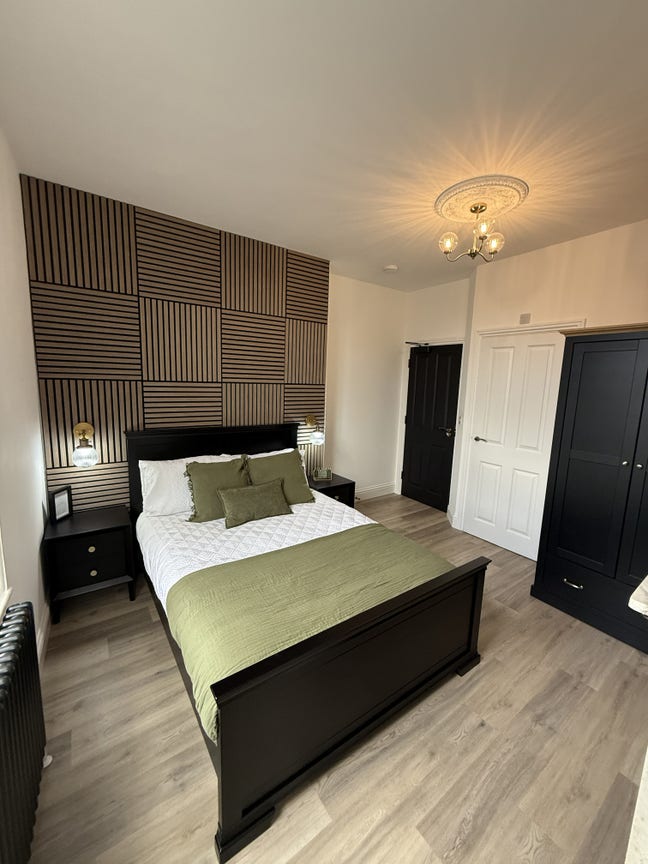 Stunning Studio & Double En-Suites - All Bills Inc Main Photo